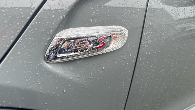 MINI Hatchback 2.0 Cooper S Sport II 5dr Petrol Hatchback